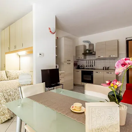 Appartamento Casa Sofia- Giardino E Garage Privato