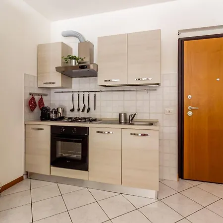 Casa Sofia- Giardino E Garage Privato Appartement