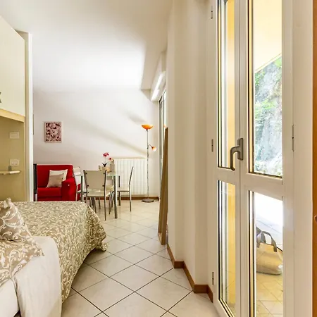 Casa Sofia- Giardino E Garage Privato Appartamento