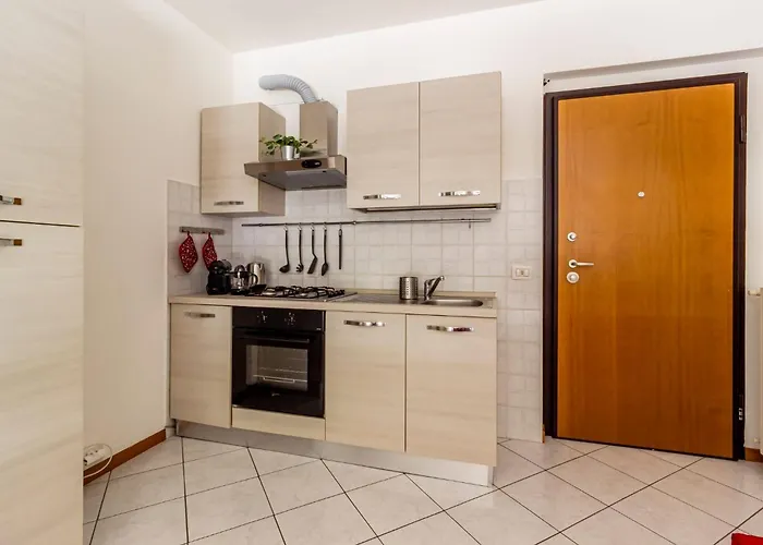 Casa Sofia- Giardino E Garage Privato Appartement