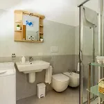 Casa Sofia- Giardino E Garage Privato شقة
