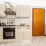 Casa Sofia- Giardino E Garage Privato * كومو