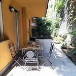 Casa Sofia- Giardino E Garage Privato كومو