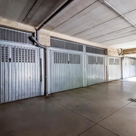 Apartment Casa Sofia- Giardino E Garage Privato
